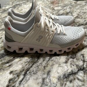 ON CLOUDS CLOUDSWIFT LADIES